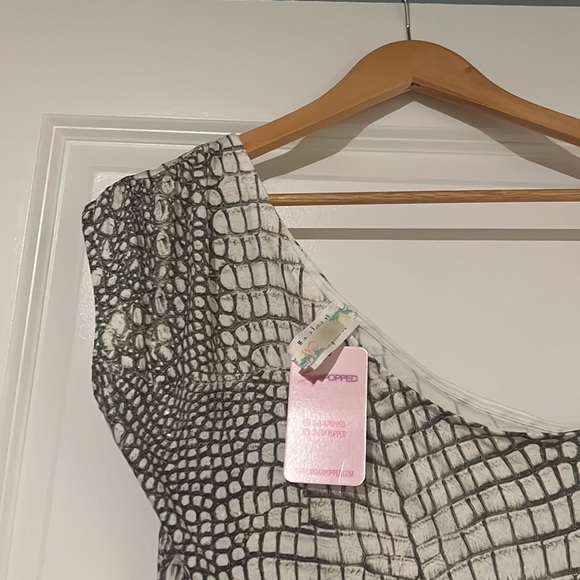 Snake Print Sequined Jumpsuit size Medium - Picture 3 of 3